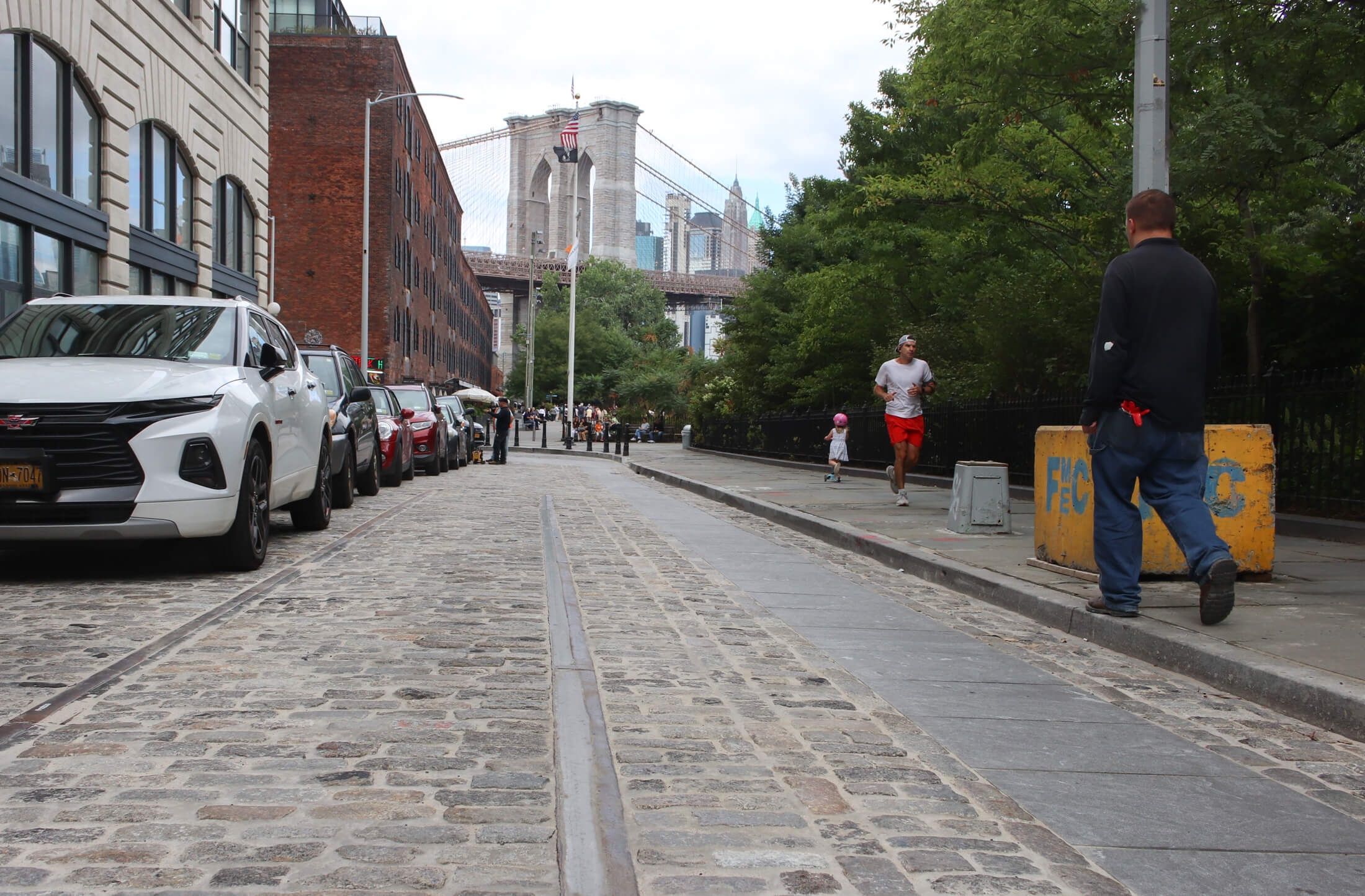 tracks in dumbo