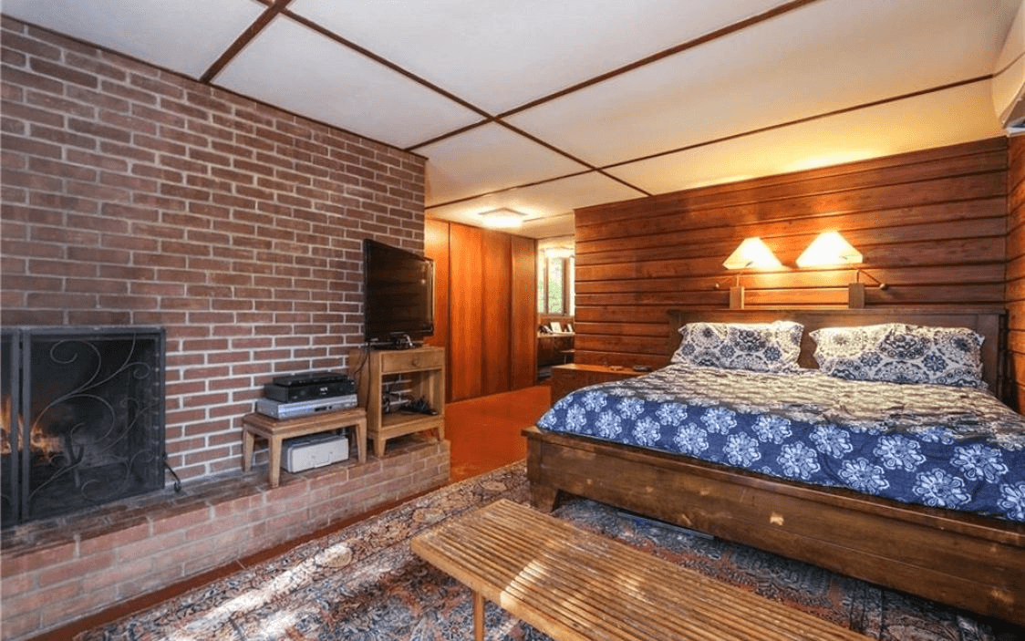 usonian interior at 6 bayberry drive pleasantville ny