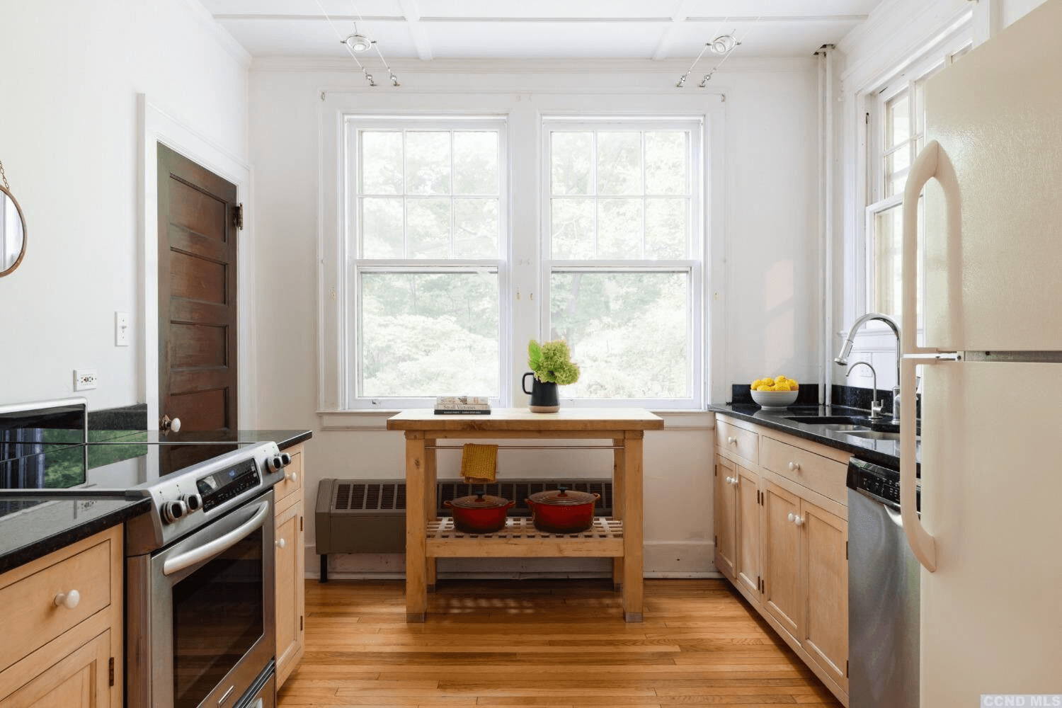 interior of 7 rectory lane stuyvesant ny columbia county