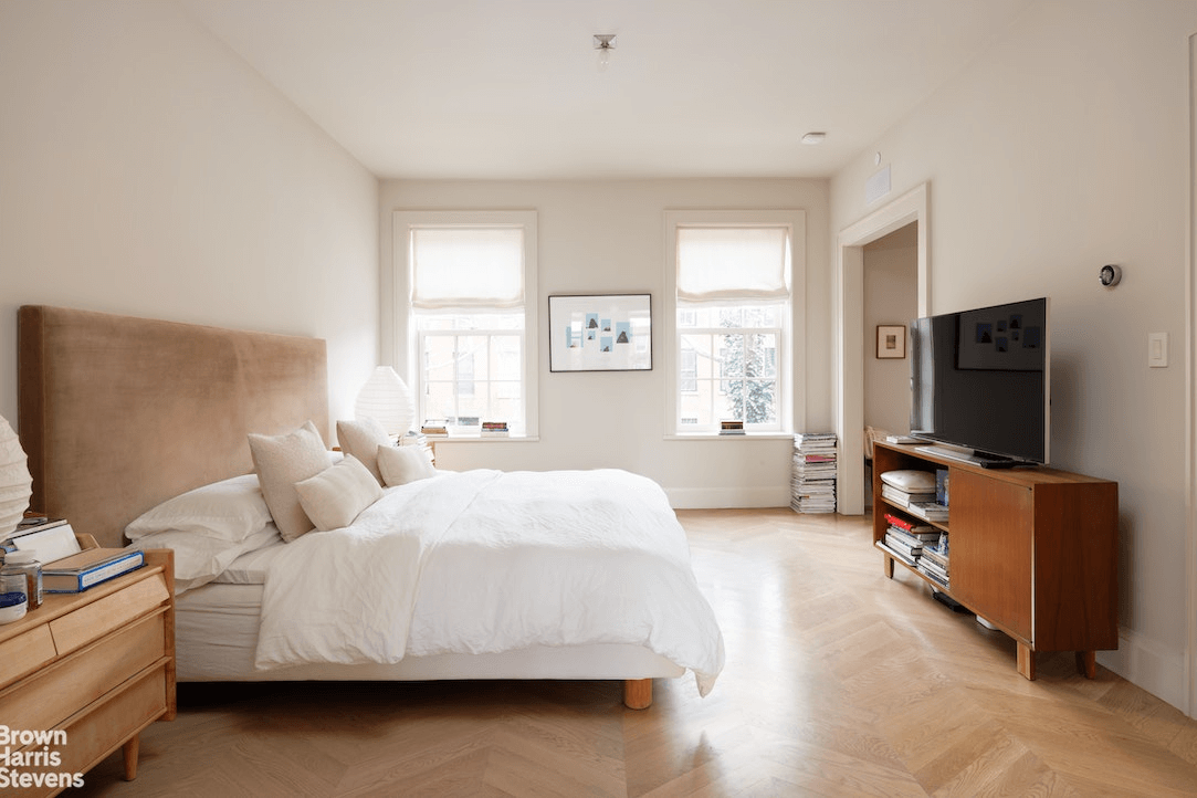 bedroom in 168 bergen street