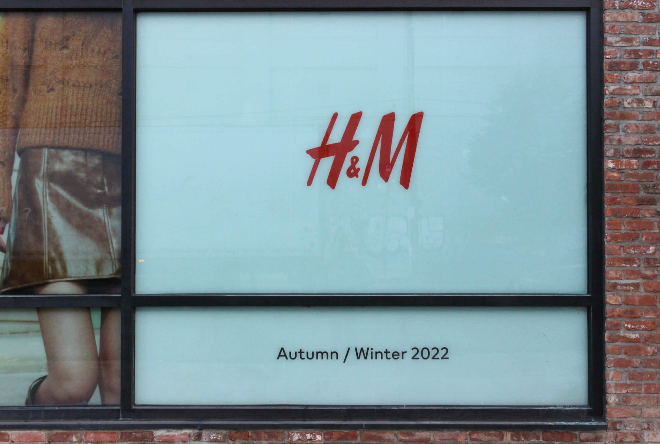 H&M bushwick brooklyn
