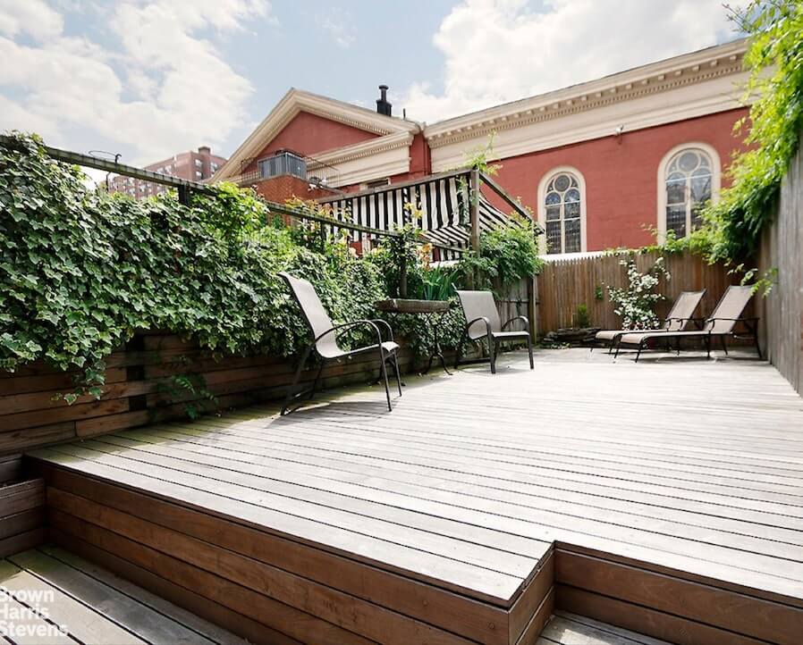 deck at 128 s oxford street in fort greene