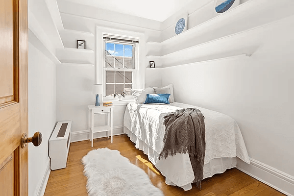 bedroom 324 caton avenue