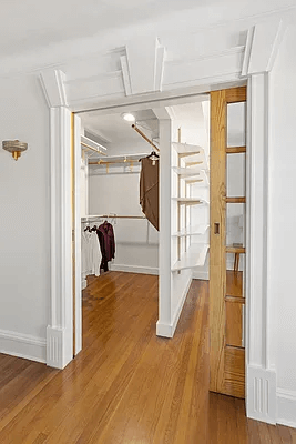 closet 324 caton avenue