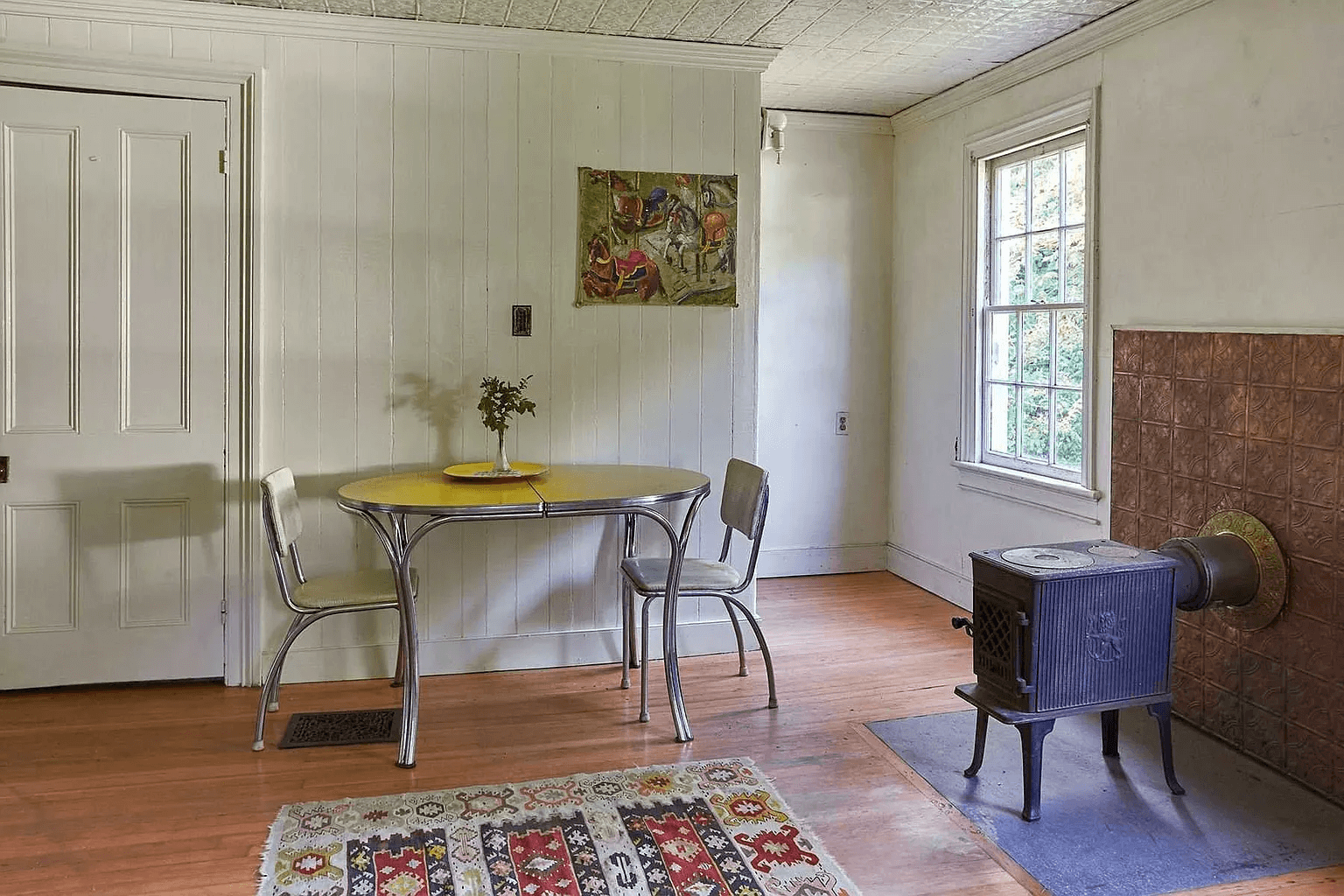 kitchen in 31 chestnut street in rhinebeck