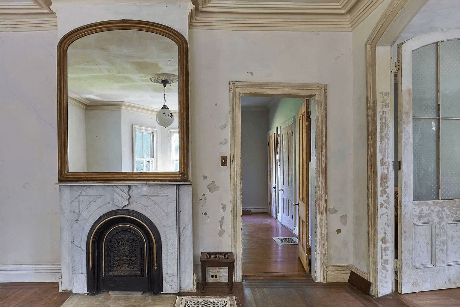 interior of 31 chestnut street in rhinebeck