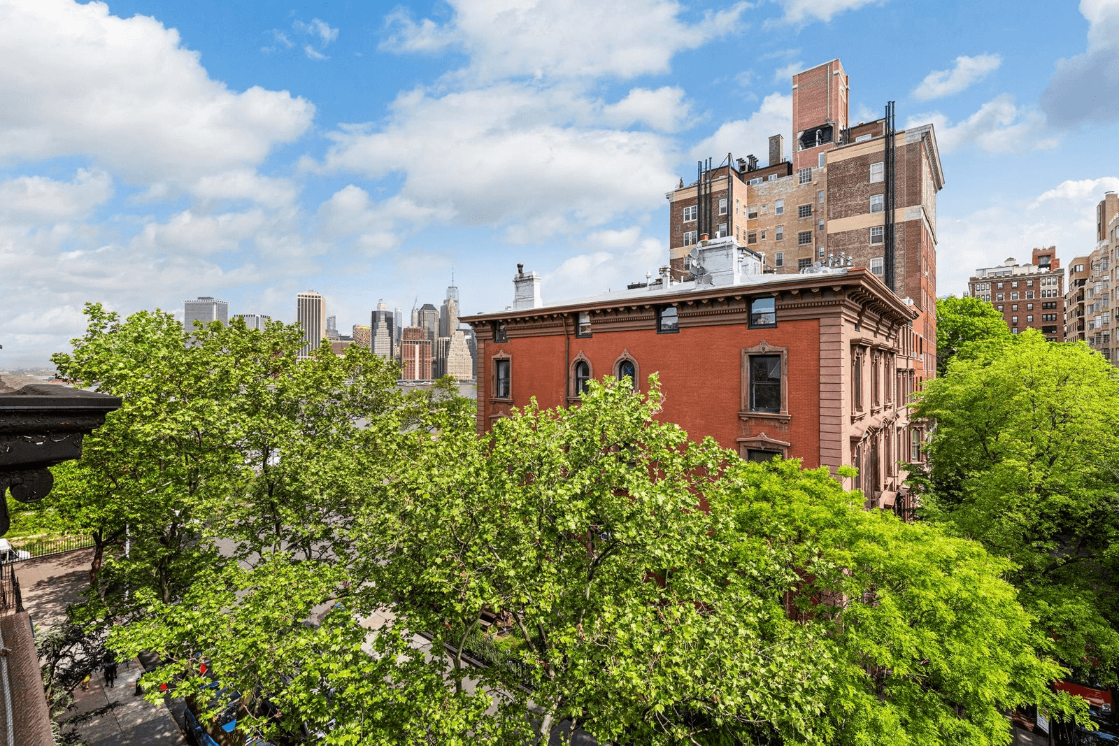 roof deck view from 20 remsen street