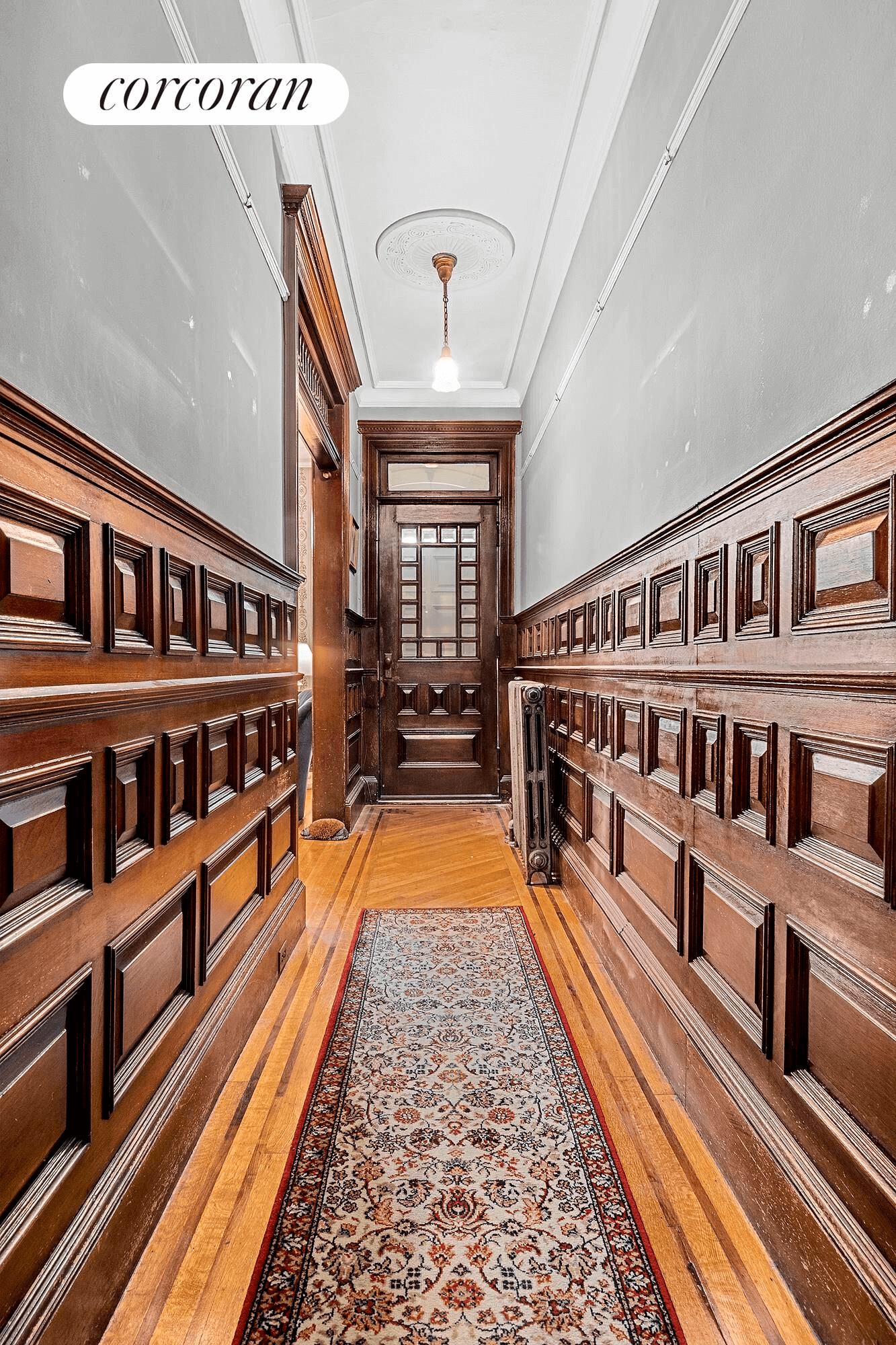 entry hall in 206 st james place