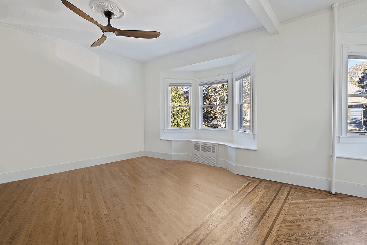 bedroom at 269 stratford road