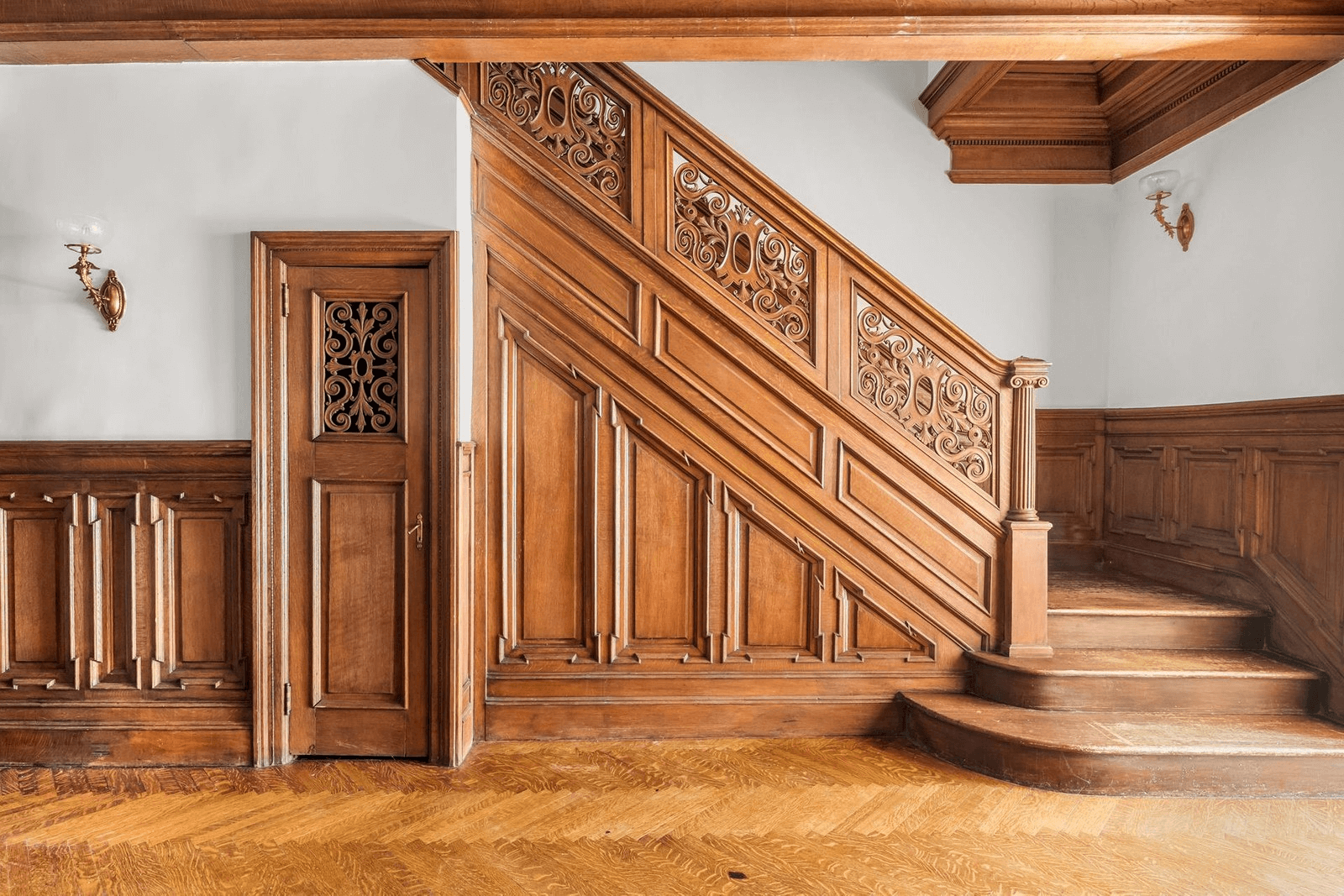 interior stair of 21 prospect park west