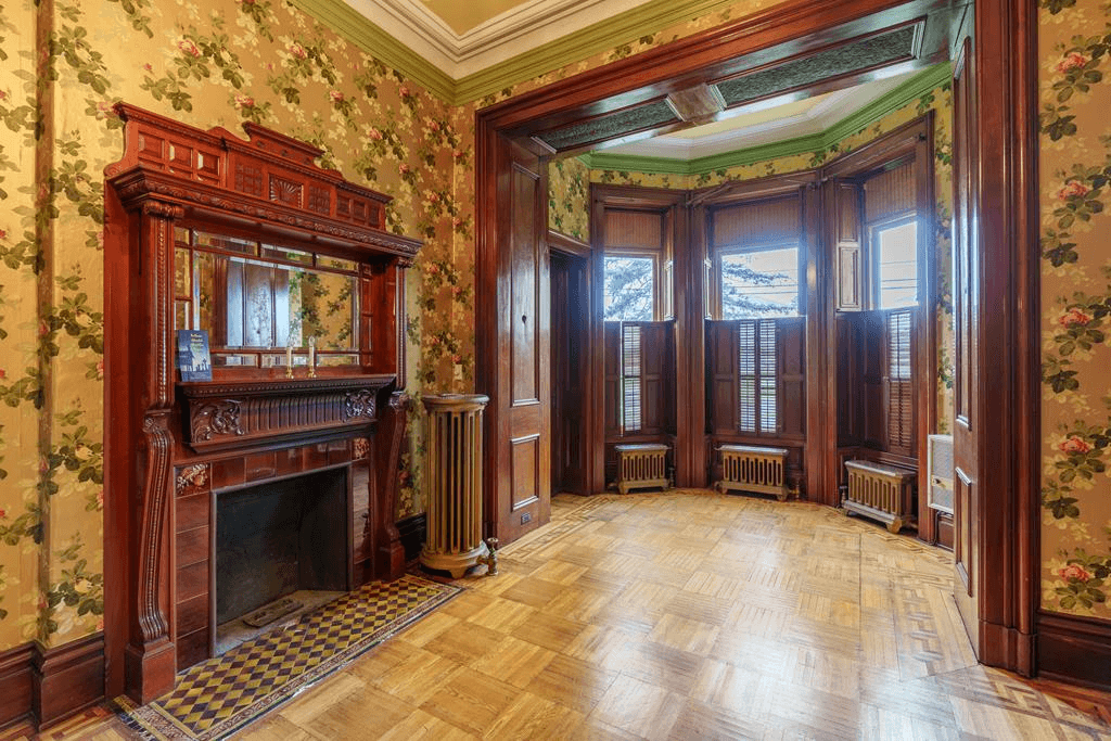 parlor of 77 brinkerhoff street