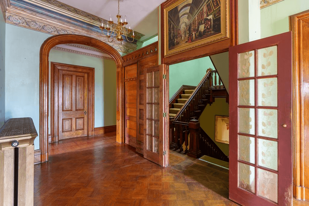 interior of 77 brinkerhoff street