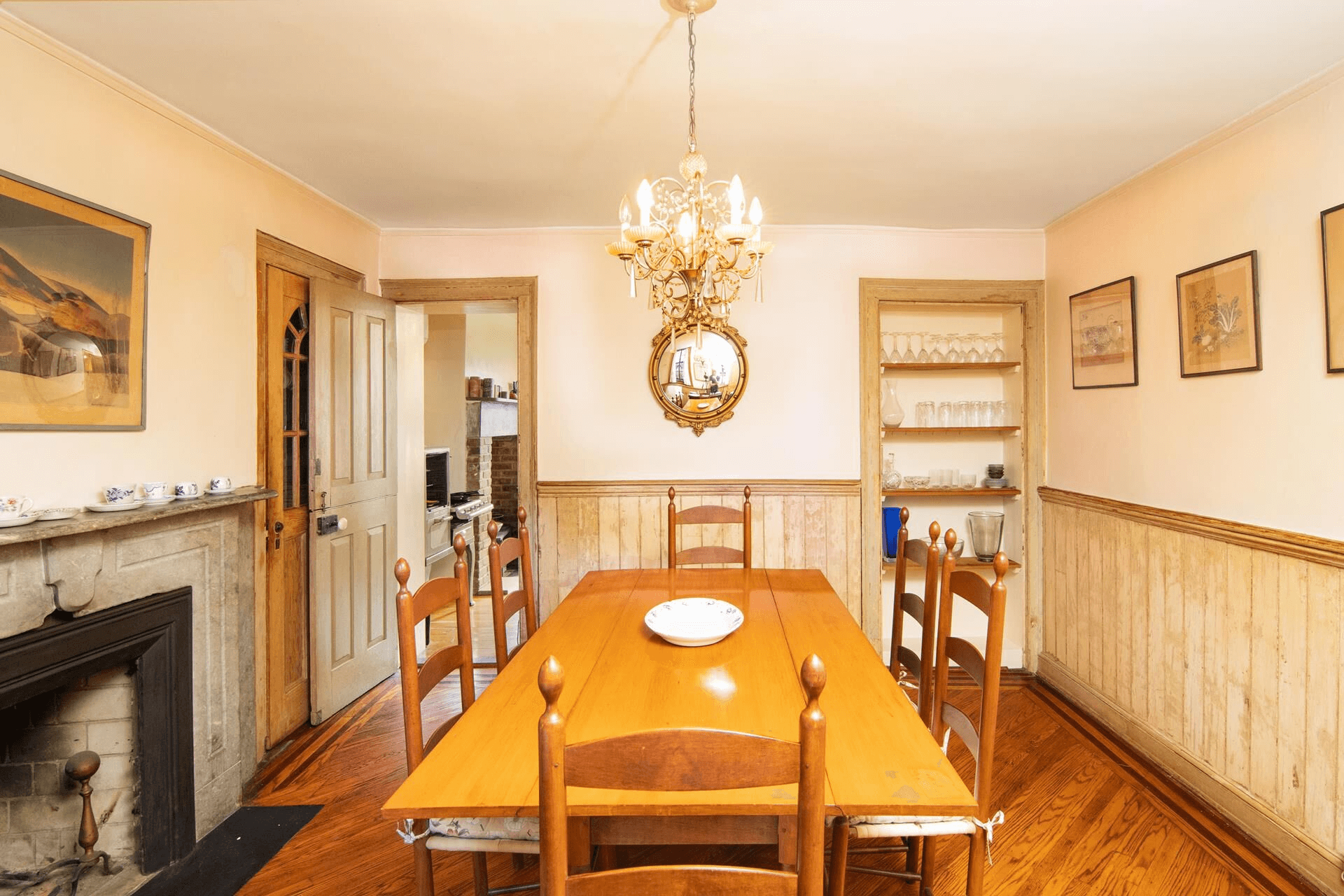 dining room of 69 orange street