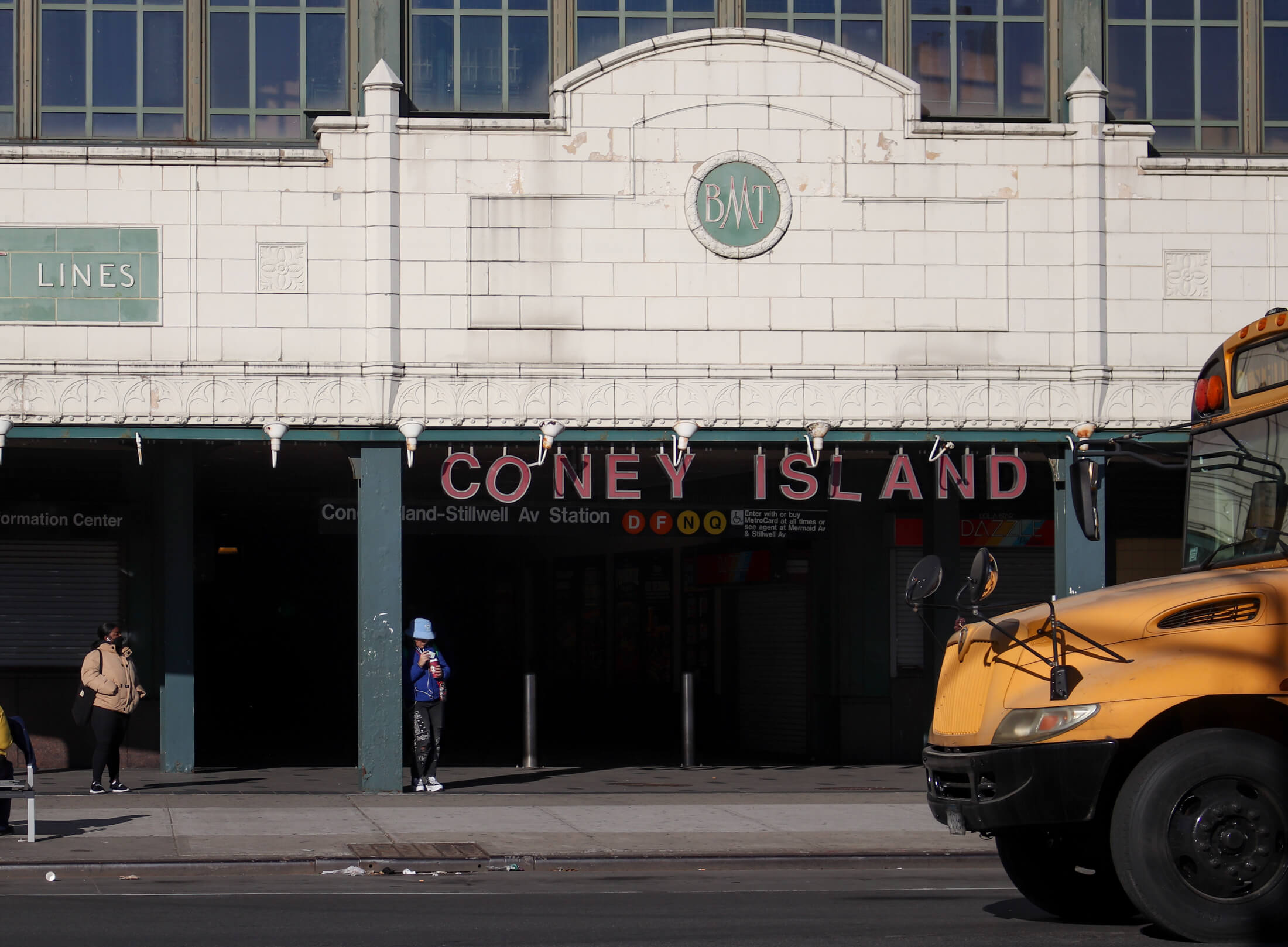 surf avenue in coney island