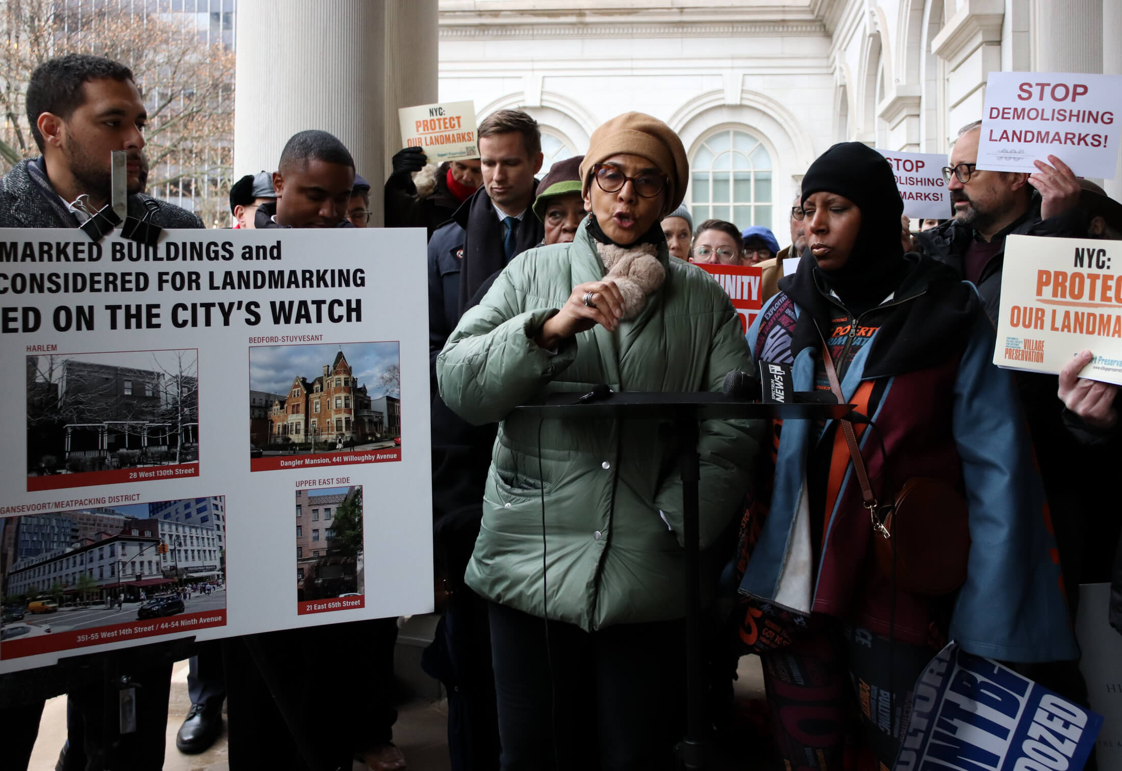 preservation rally at city hall