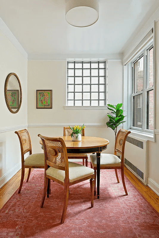 breakfast nook of unit d7 44 prospect park west