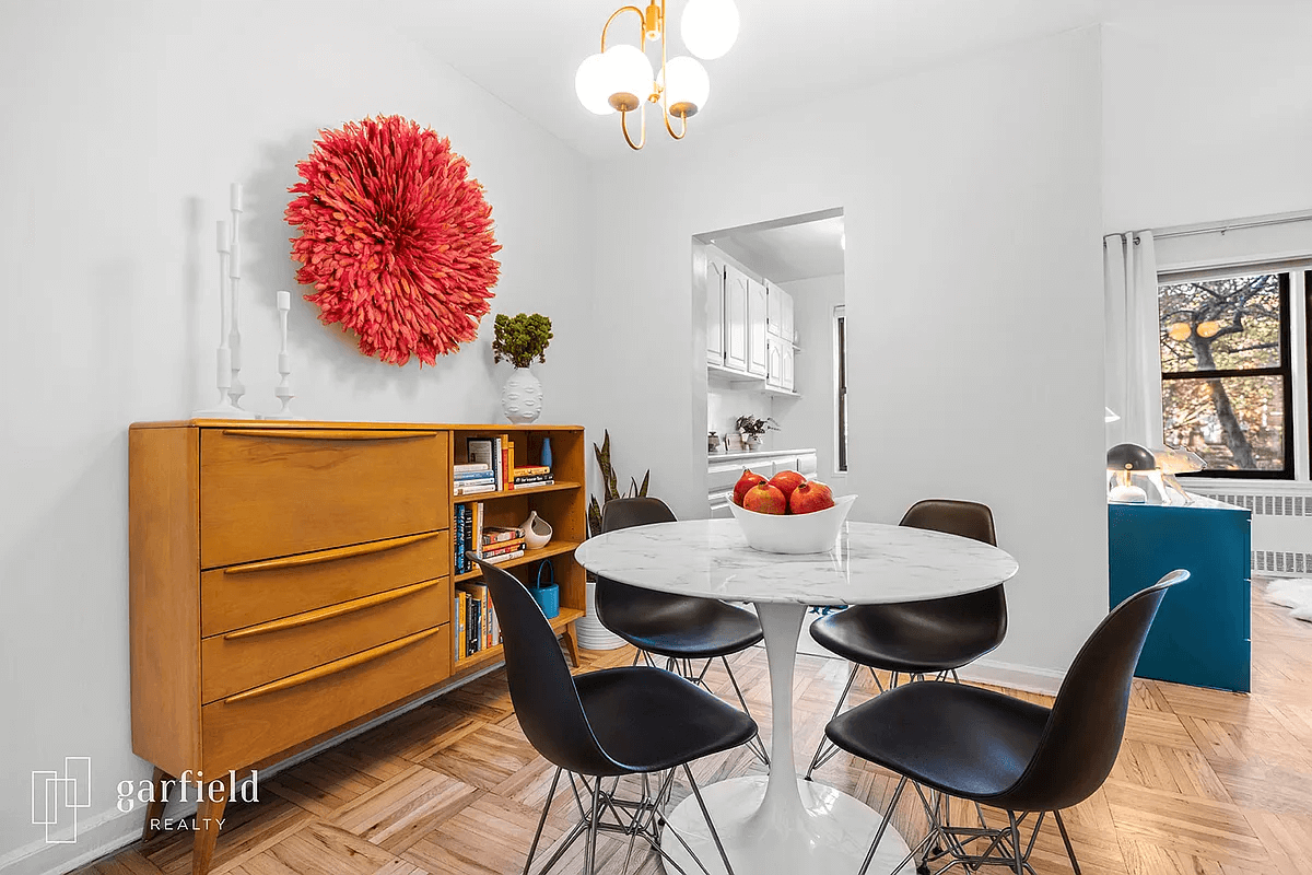dining nook of unit 1a in 202 seeley street