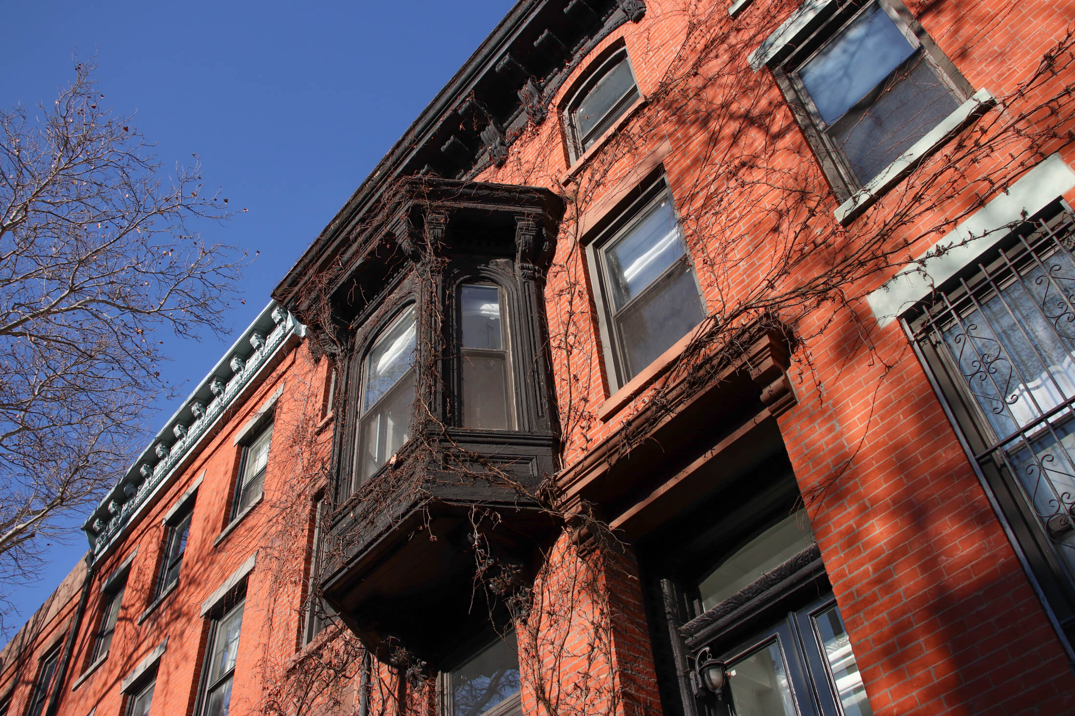 orien window on a row house in boerum hill