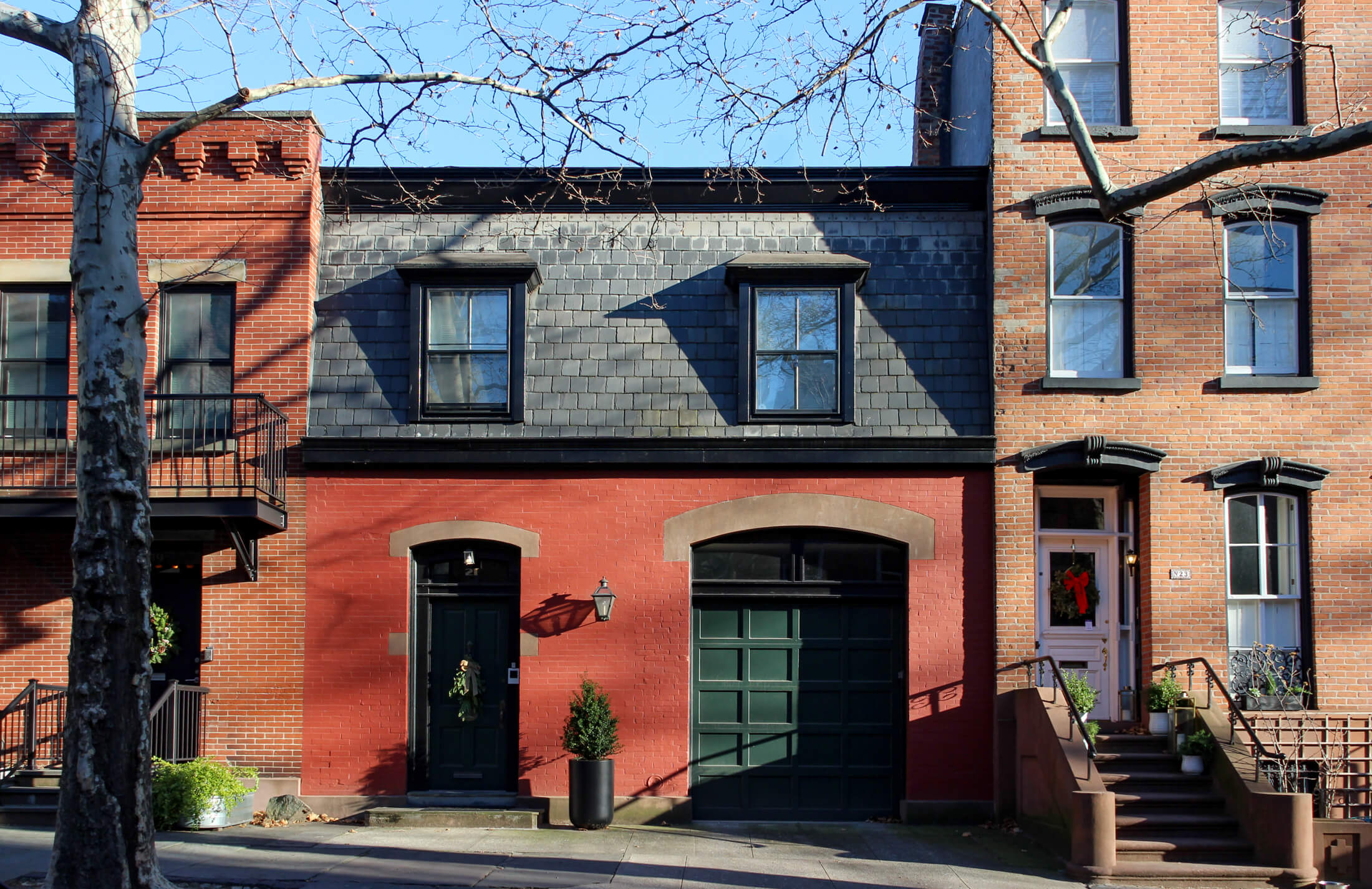 carriage house on willow place in brooklyn heights