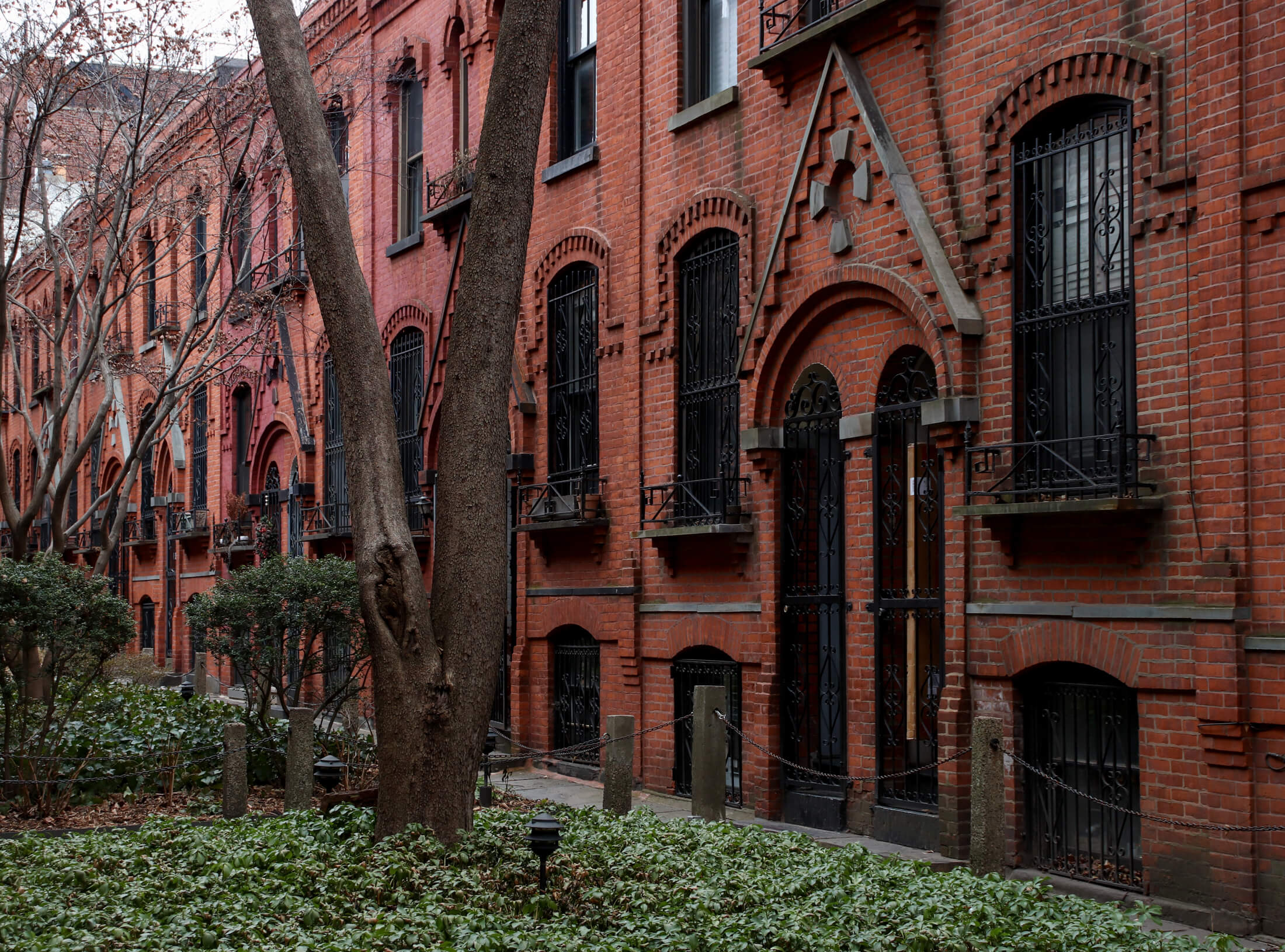 brick houses in cobble hill