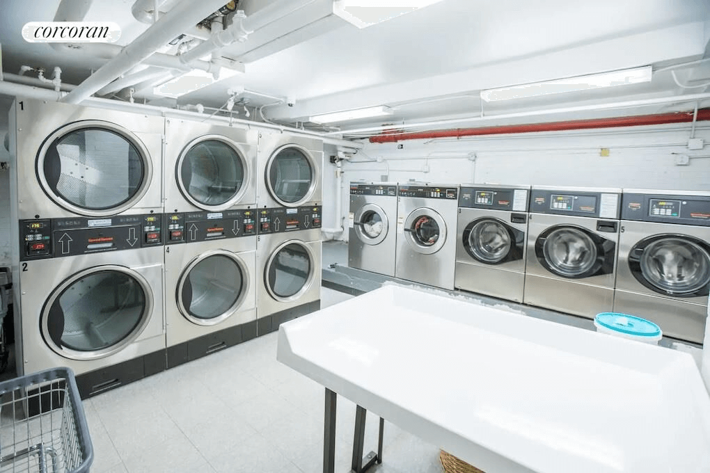 laundry room at 101 lafayette avenue