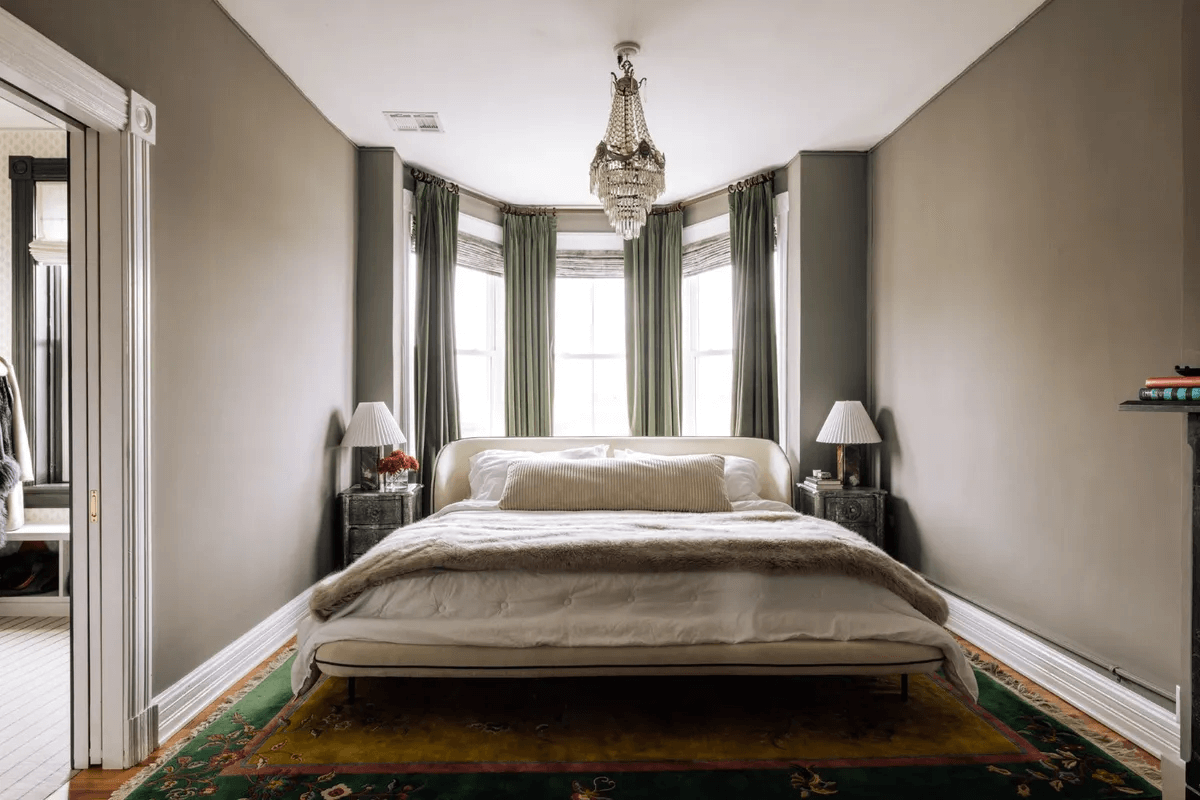 bedroom with bay window