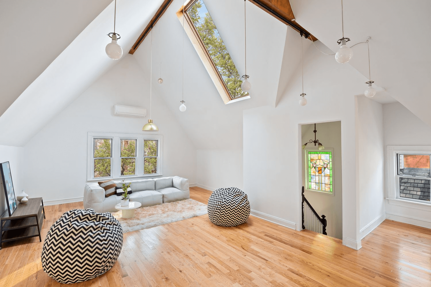 top floor family room of 16 DeKoven Court