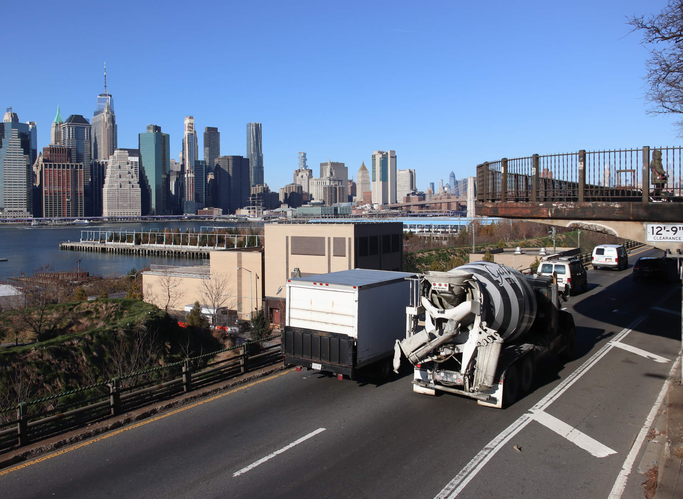 bqe - trucks on the bqe