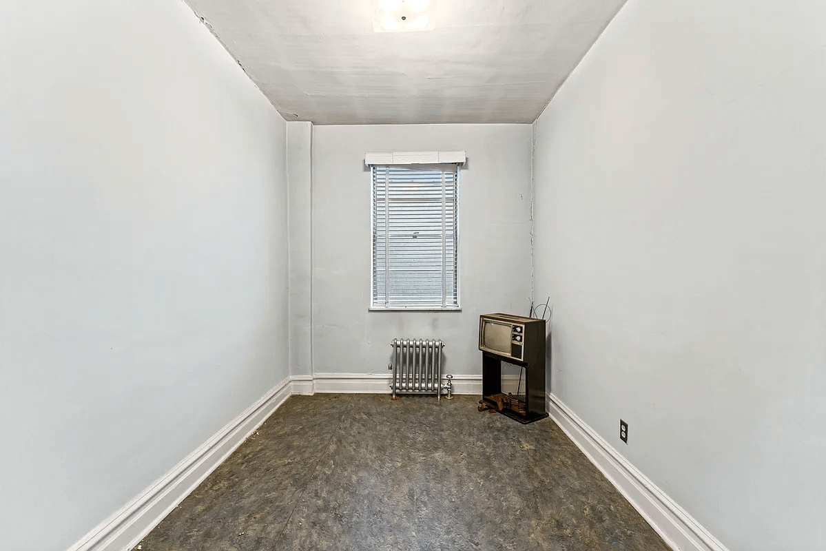 bedroom with linoleum