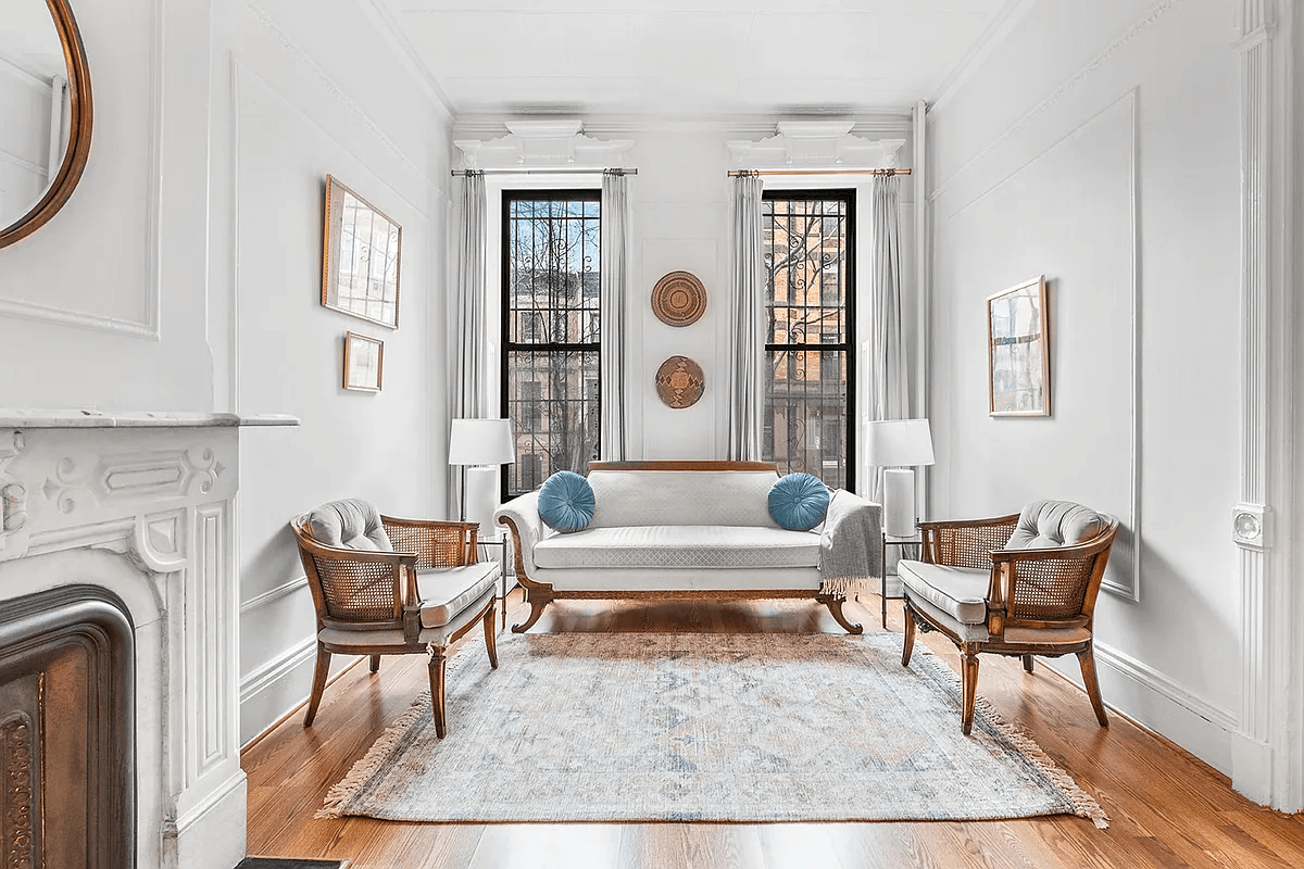 brooklyn open houses- parlor interior with mantel