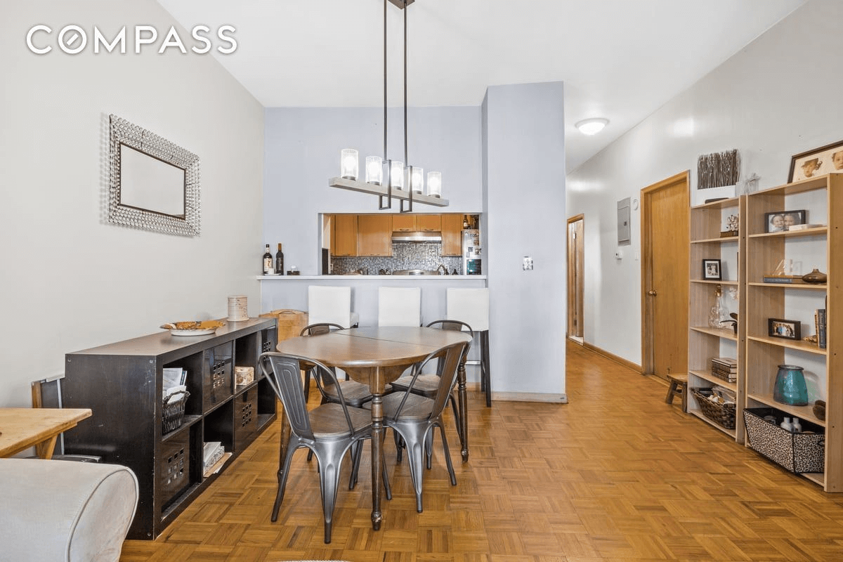 dining area with passthru to kitchen