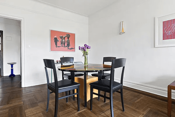 dining area with picture rail