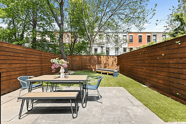 rear yard with horizontal fence