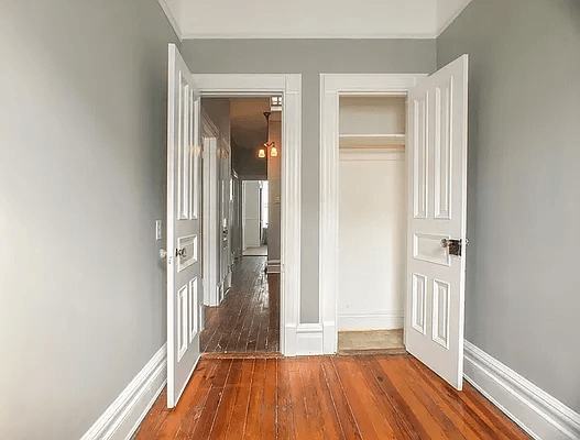 closet in bedroom