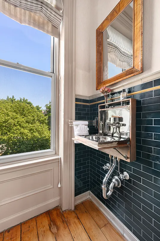 powder room with petite sink