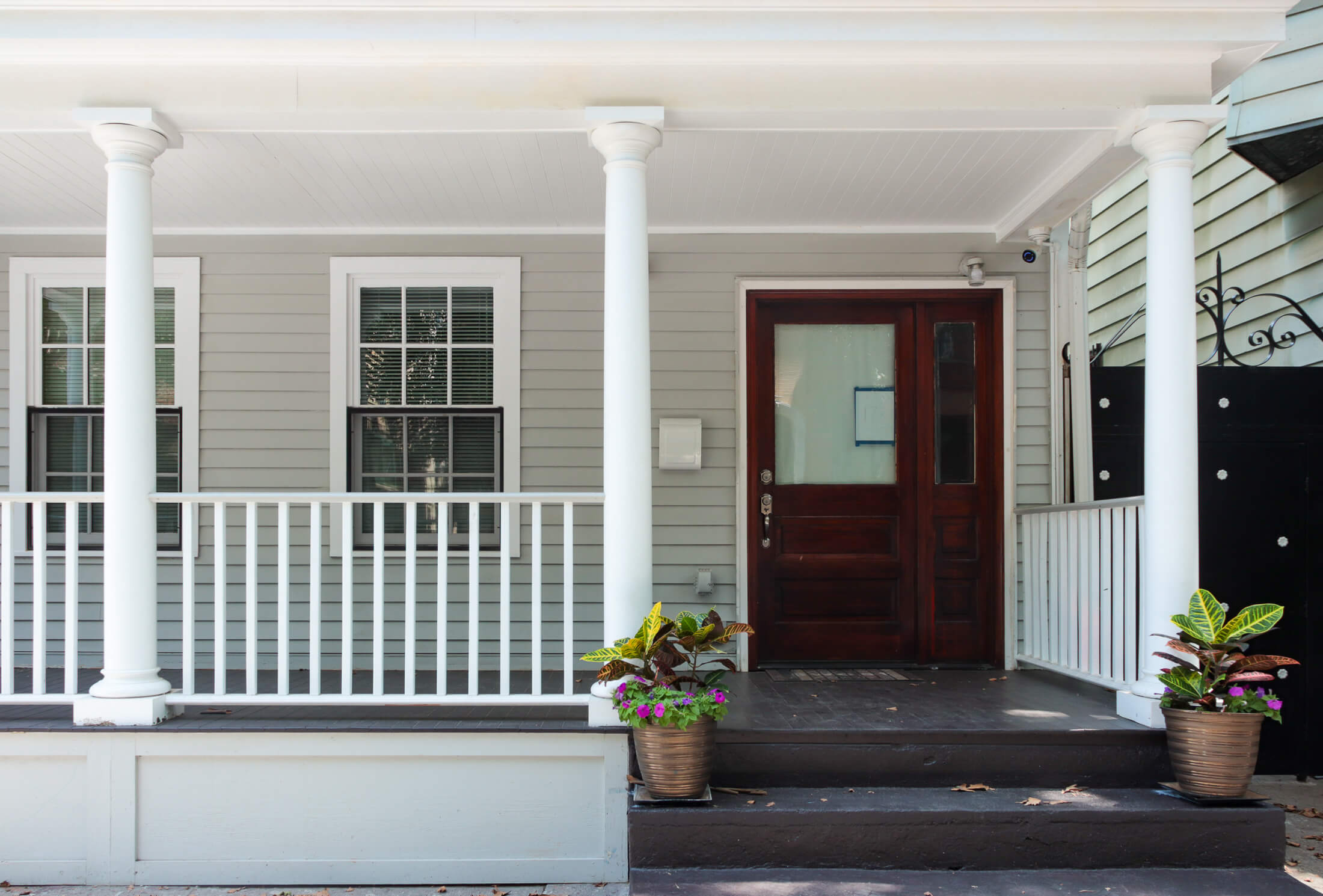 the front porch columns