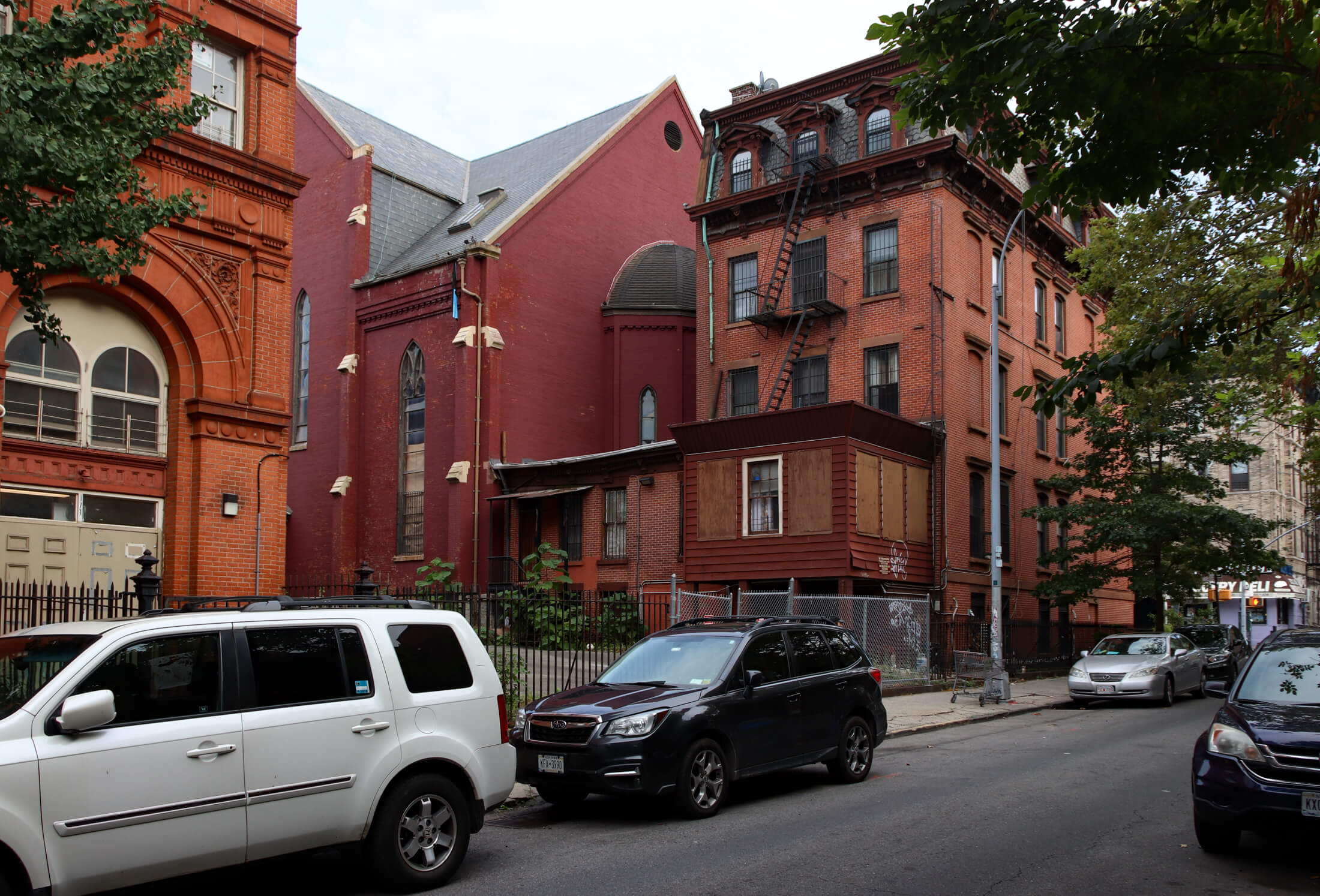 brick church buildings