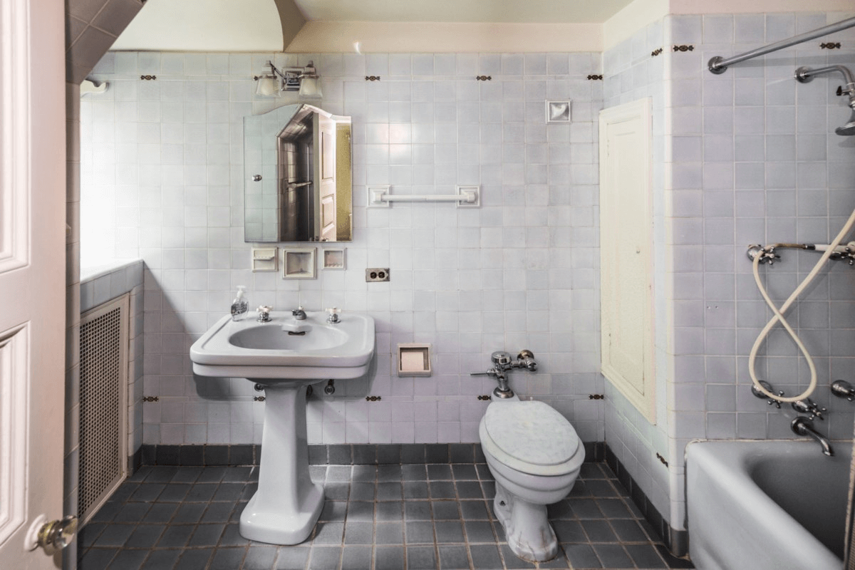 vintage bathroom with violet tiles and fixtures