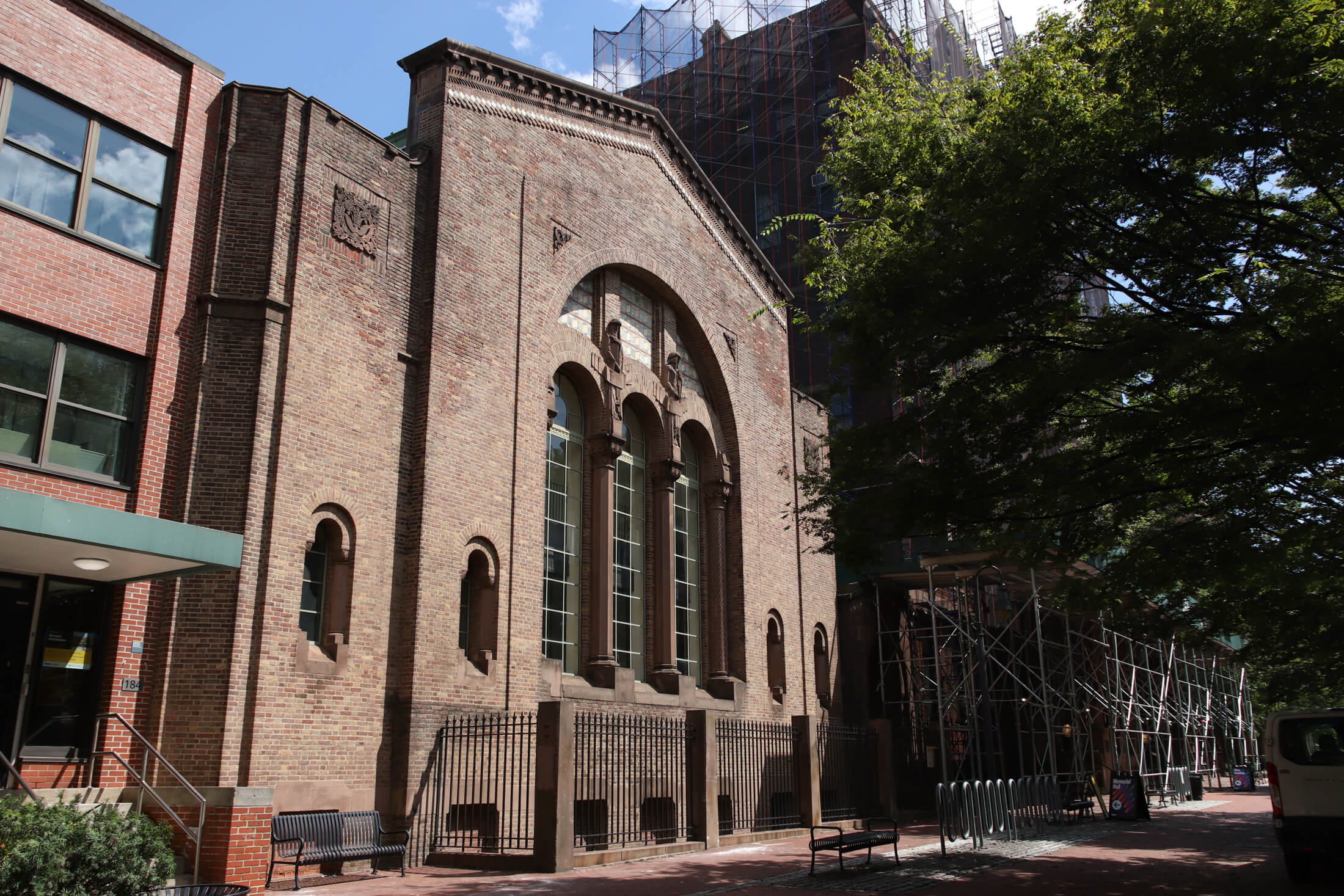 exterior of pratt memorial hall