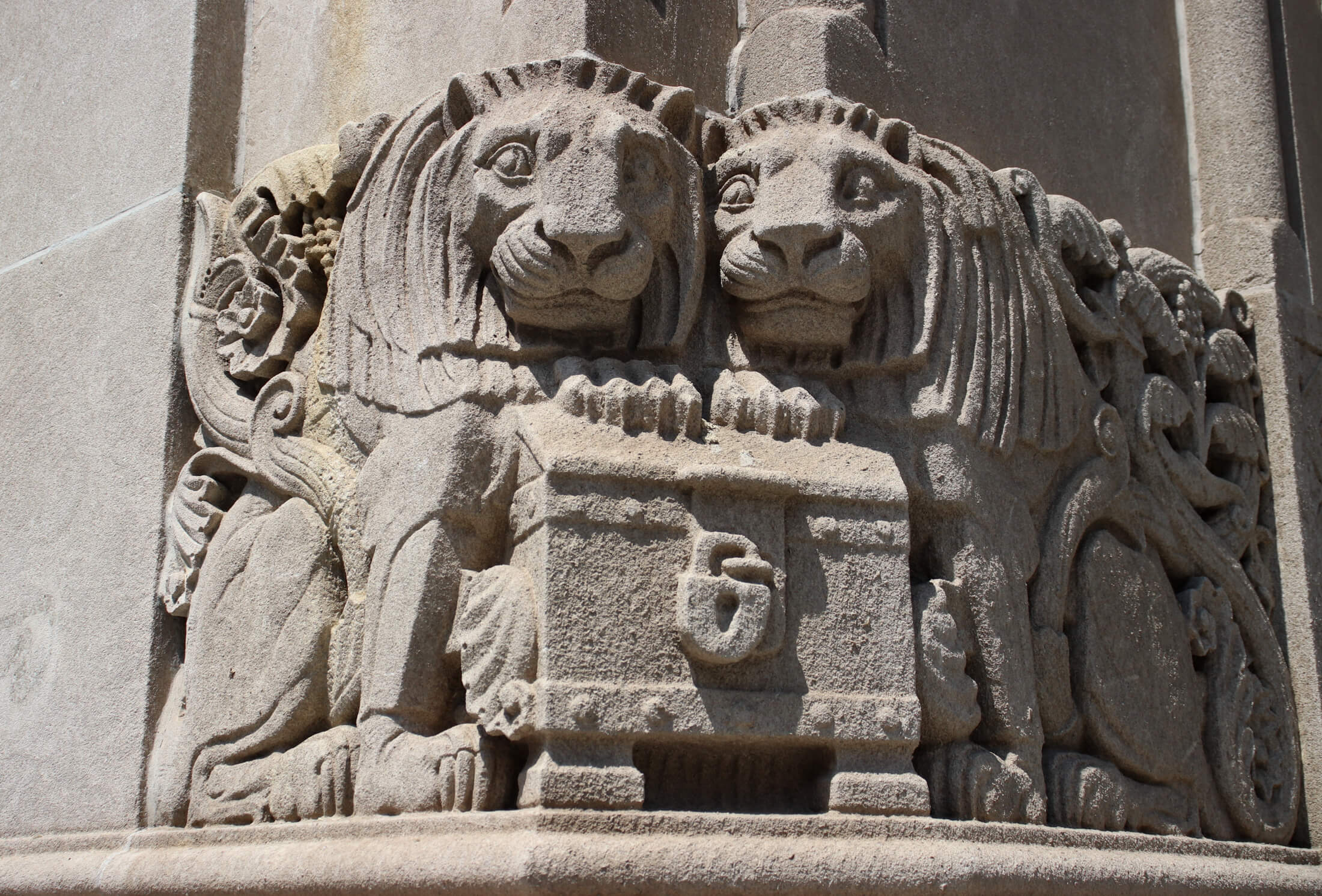 carved lions