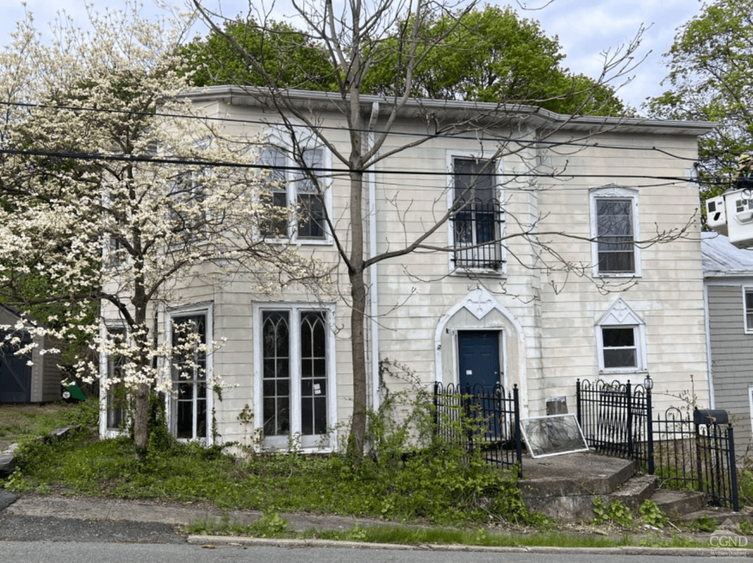 catskill - house exterior with bothic windows