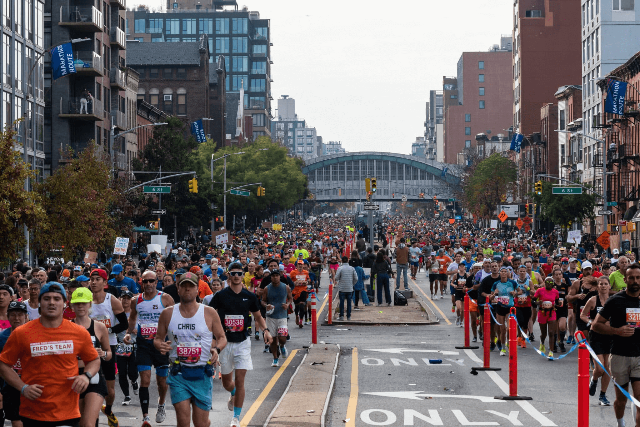 runners on fourth avenue