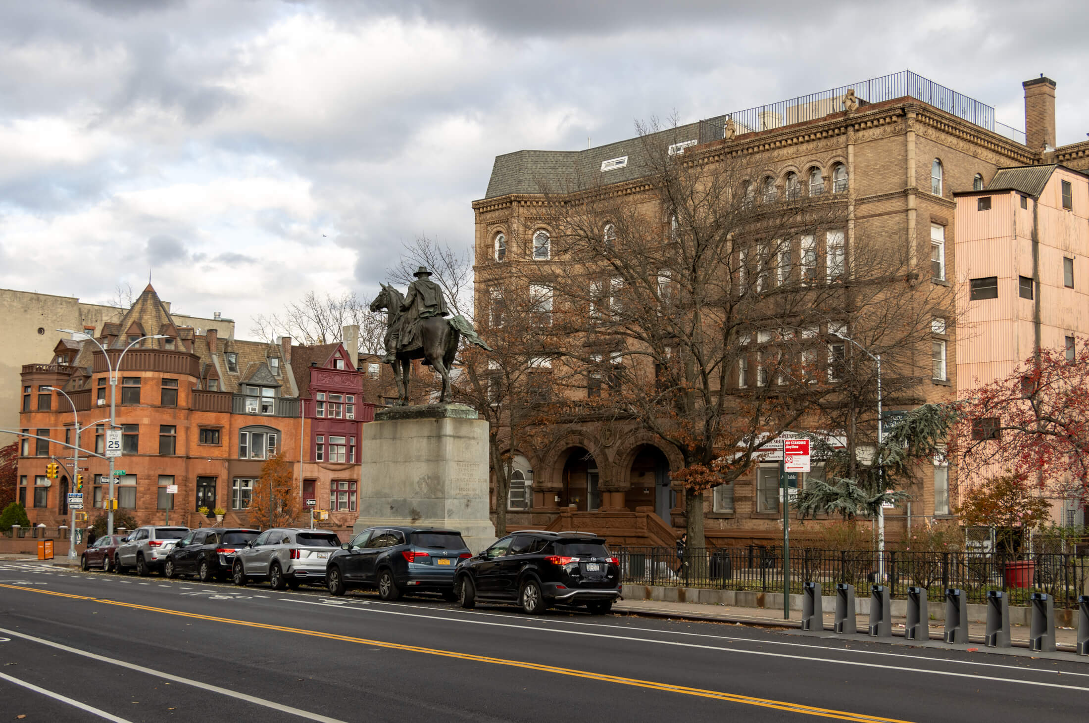 brooklyn - view of Ulysses S. Grant sculpure in Grant Gore along Bedford Avenue