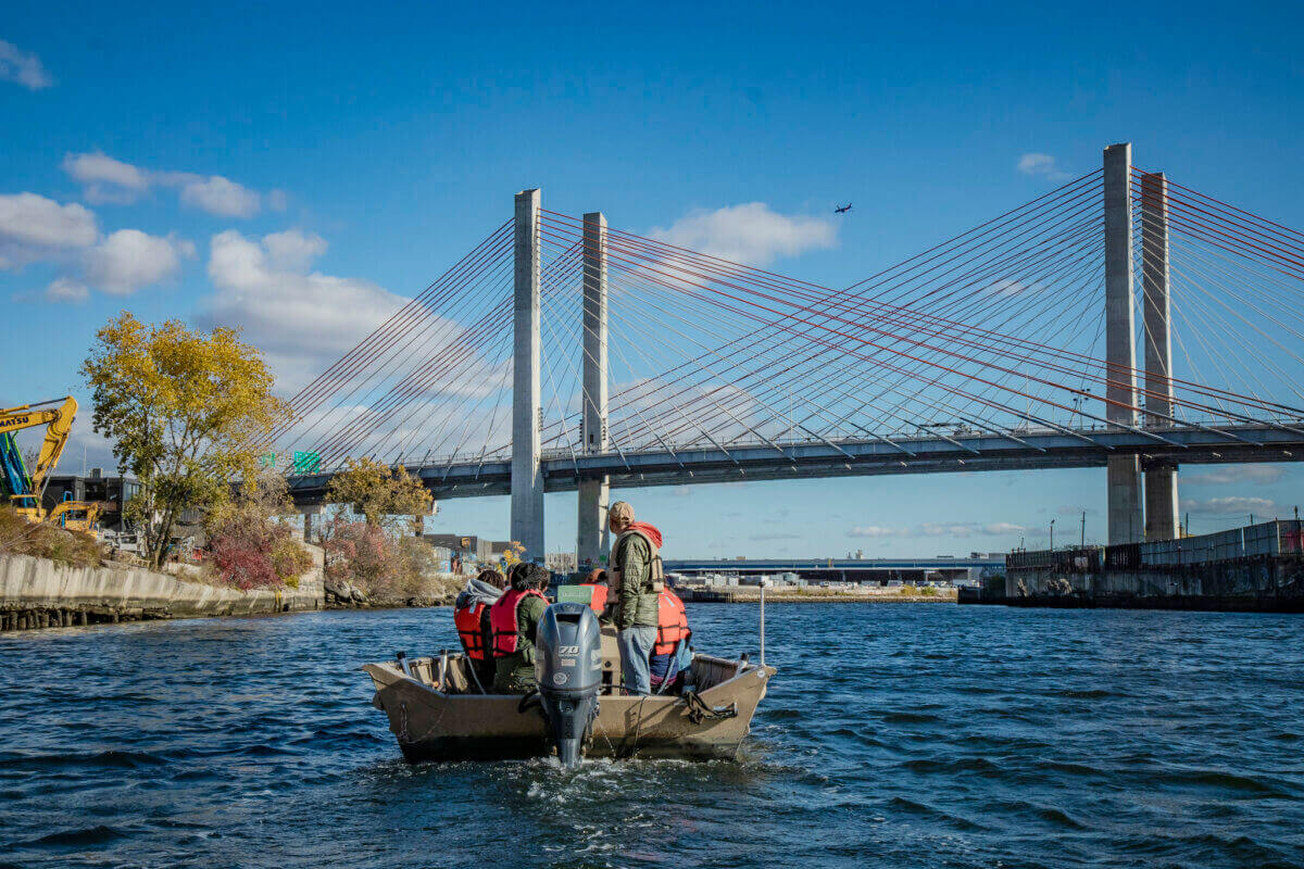 newtown creek - boat on the creek