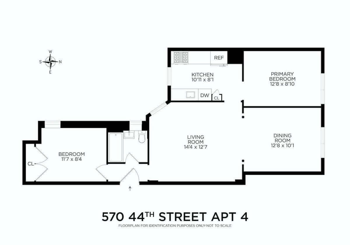 floorplan showing bed and bath near entry and living at the other end