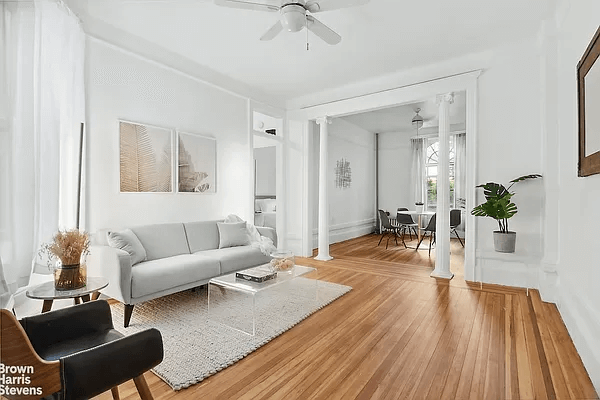 sunset park - living room with colum divider between living and dining