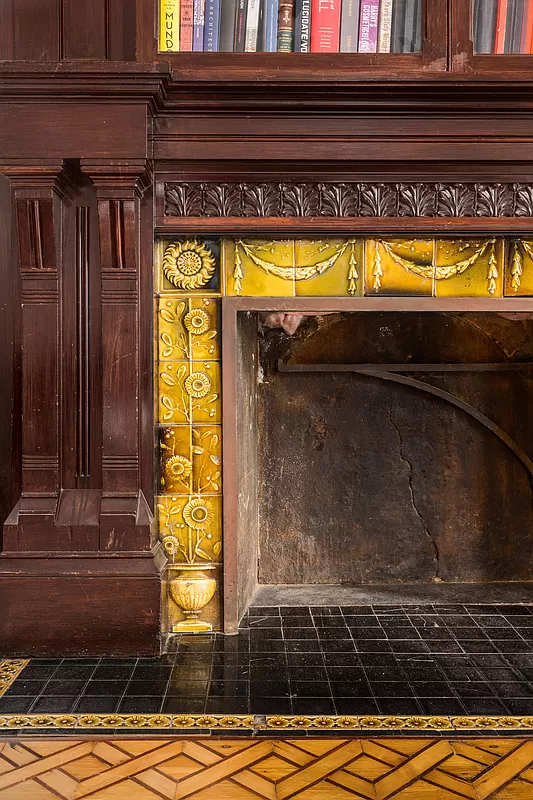 mantel with yellow tiles