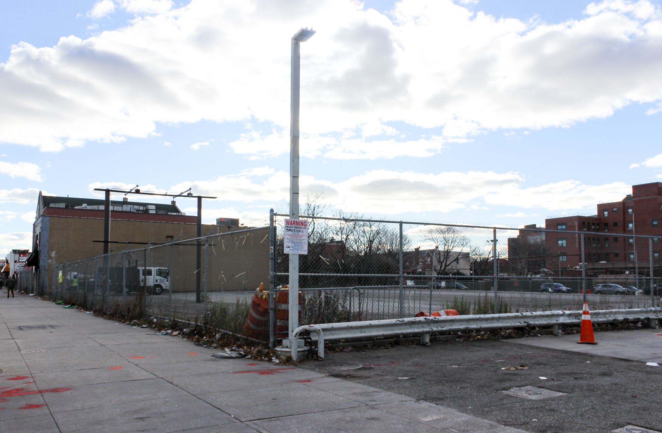 Utica Crescent to be built on this parking lot