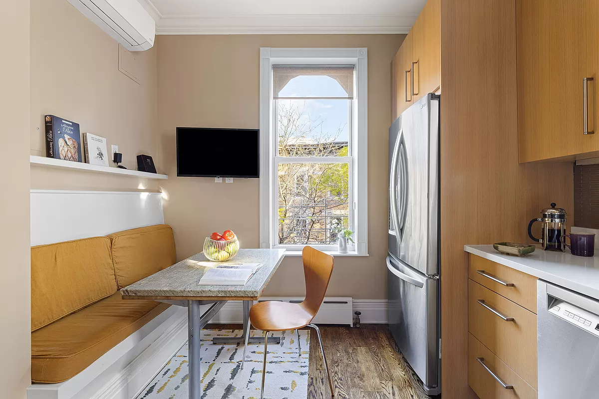 banquette in kitchen near window