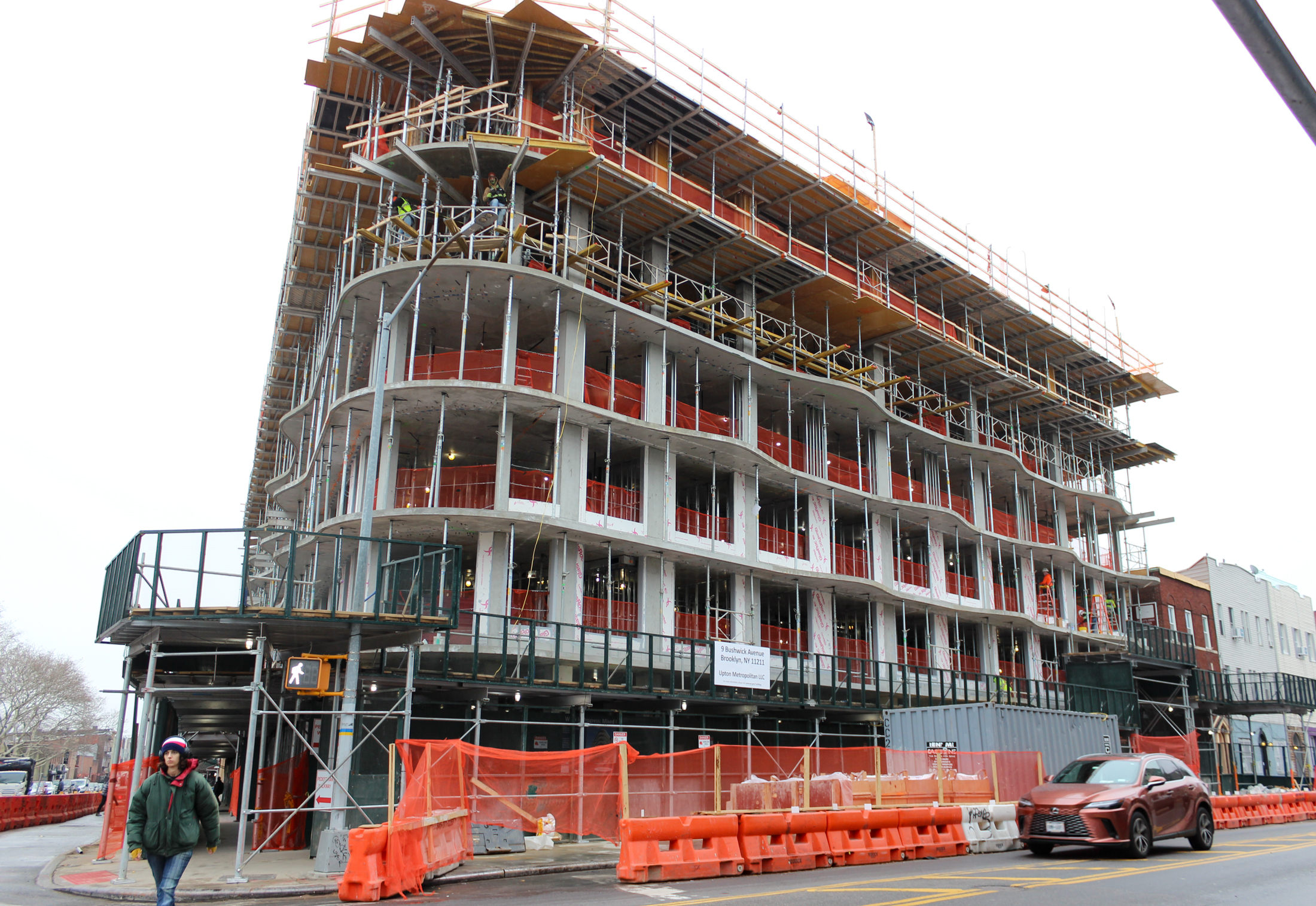 the curved corner under construction